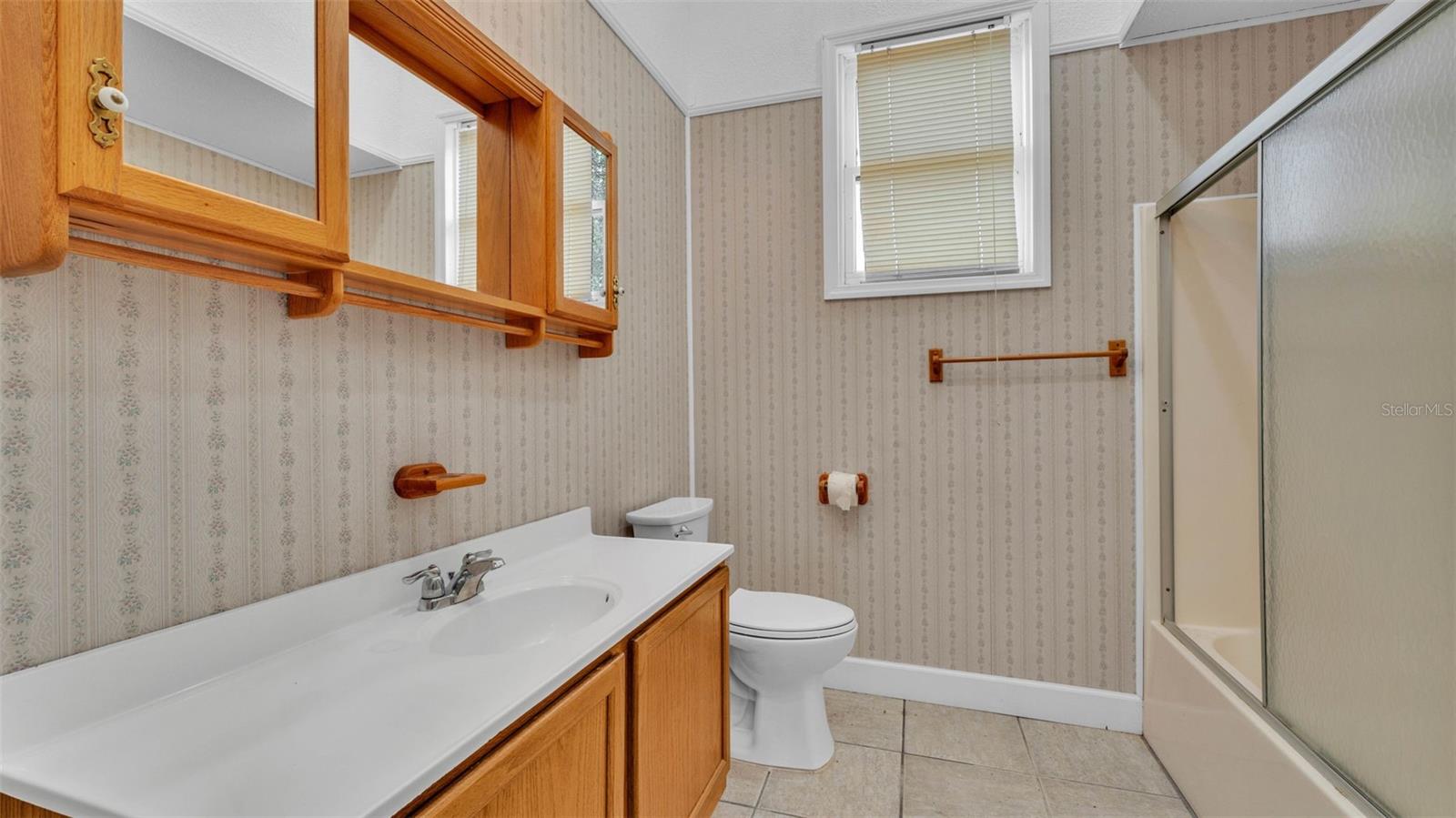 Image 42 of 66 For 5370 Boxtree Court