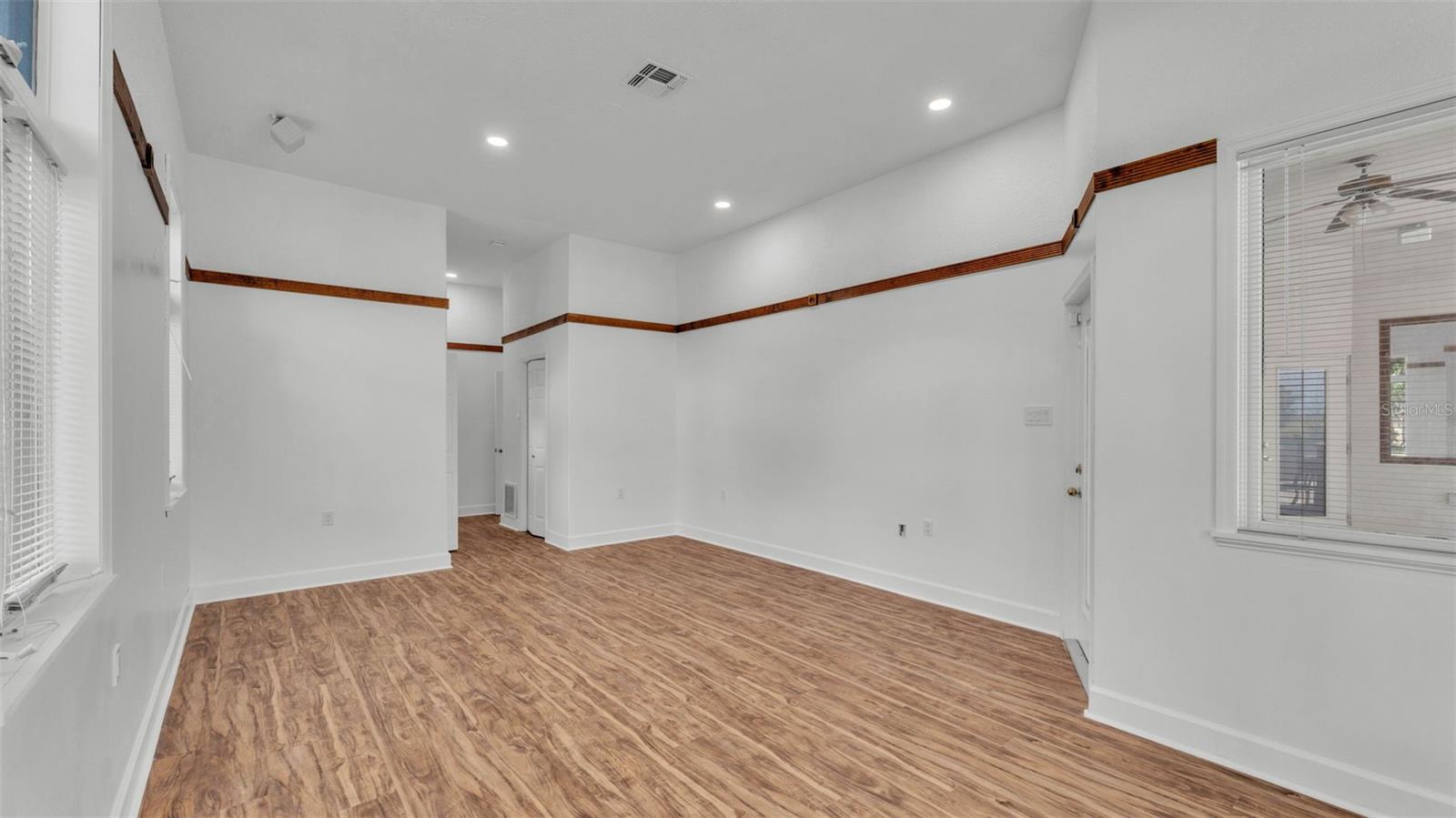 Image 52 of 66 For 5370 Boxtree Court