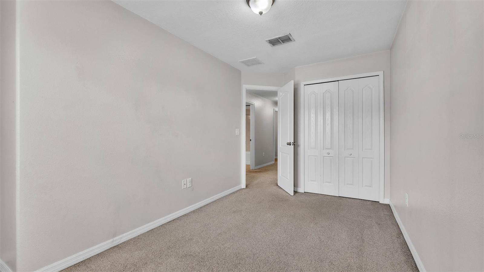 Image 29 of 37 For 2622 Lantern Hill Avenue