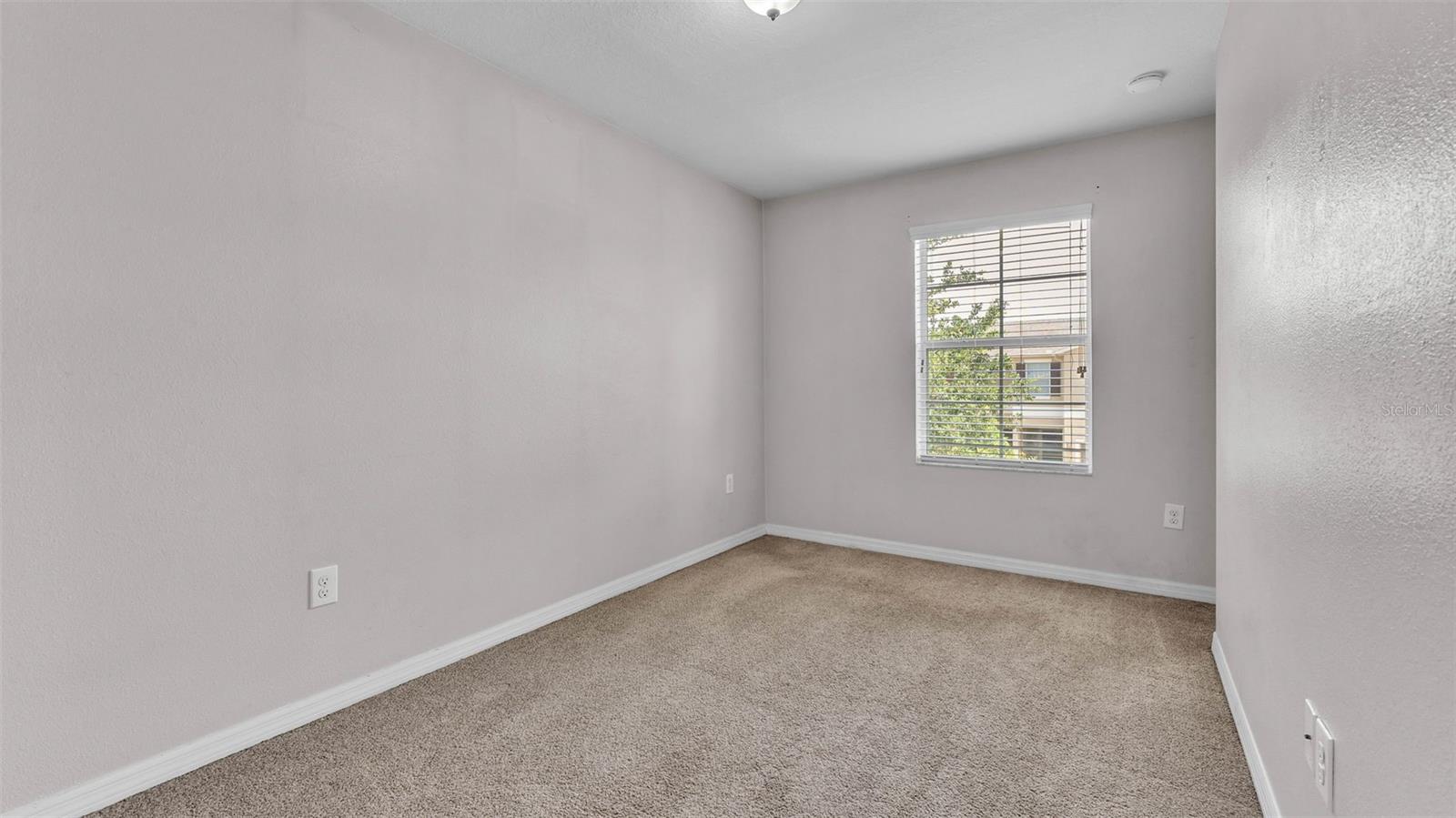 Image 30 of 37 For 2622 Lantern Hill Avenue