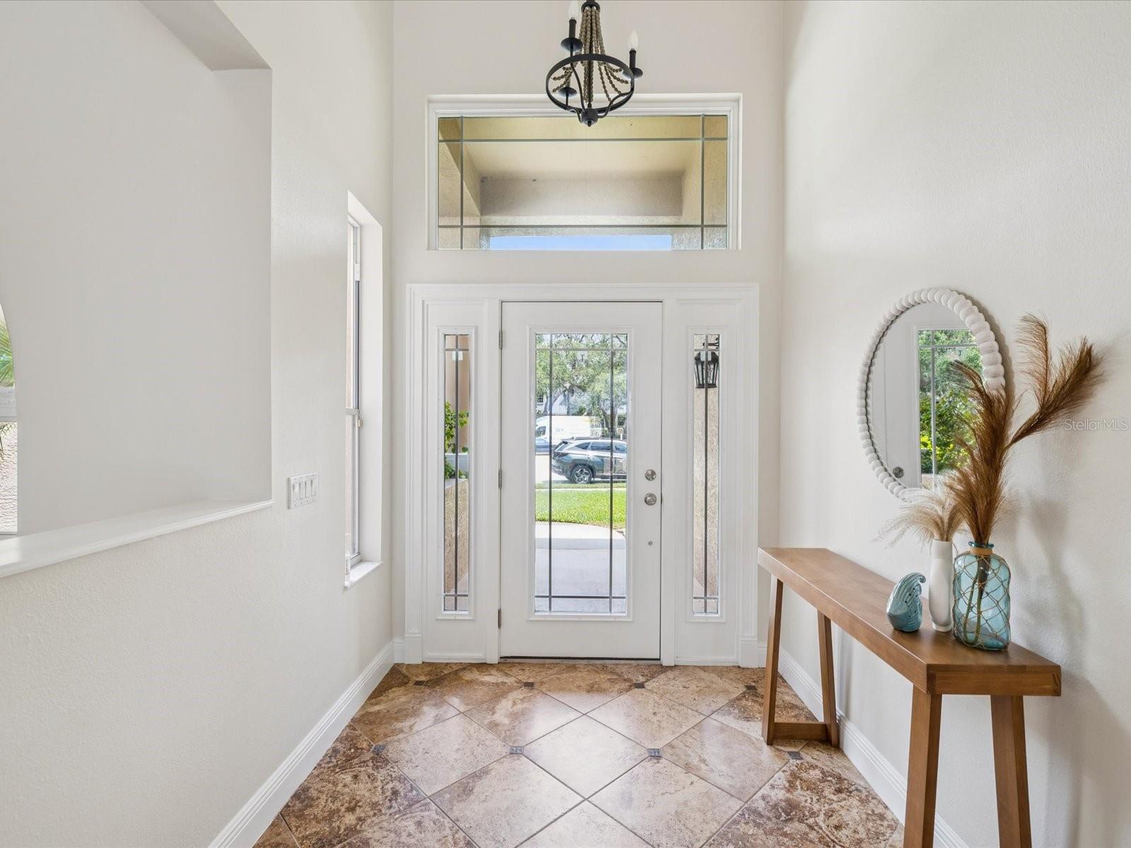 Listing photo id 1 for 5903 Cachette De Riviera Court