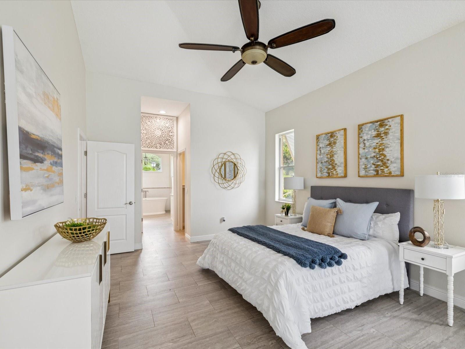 Listing photo id 35 for 5903 Cachette De Riviera Court