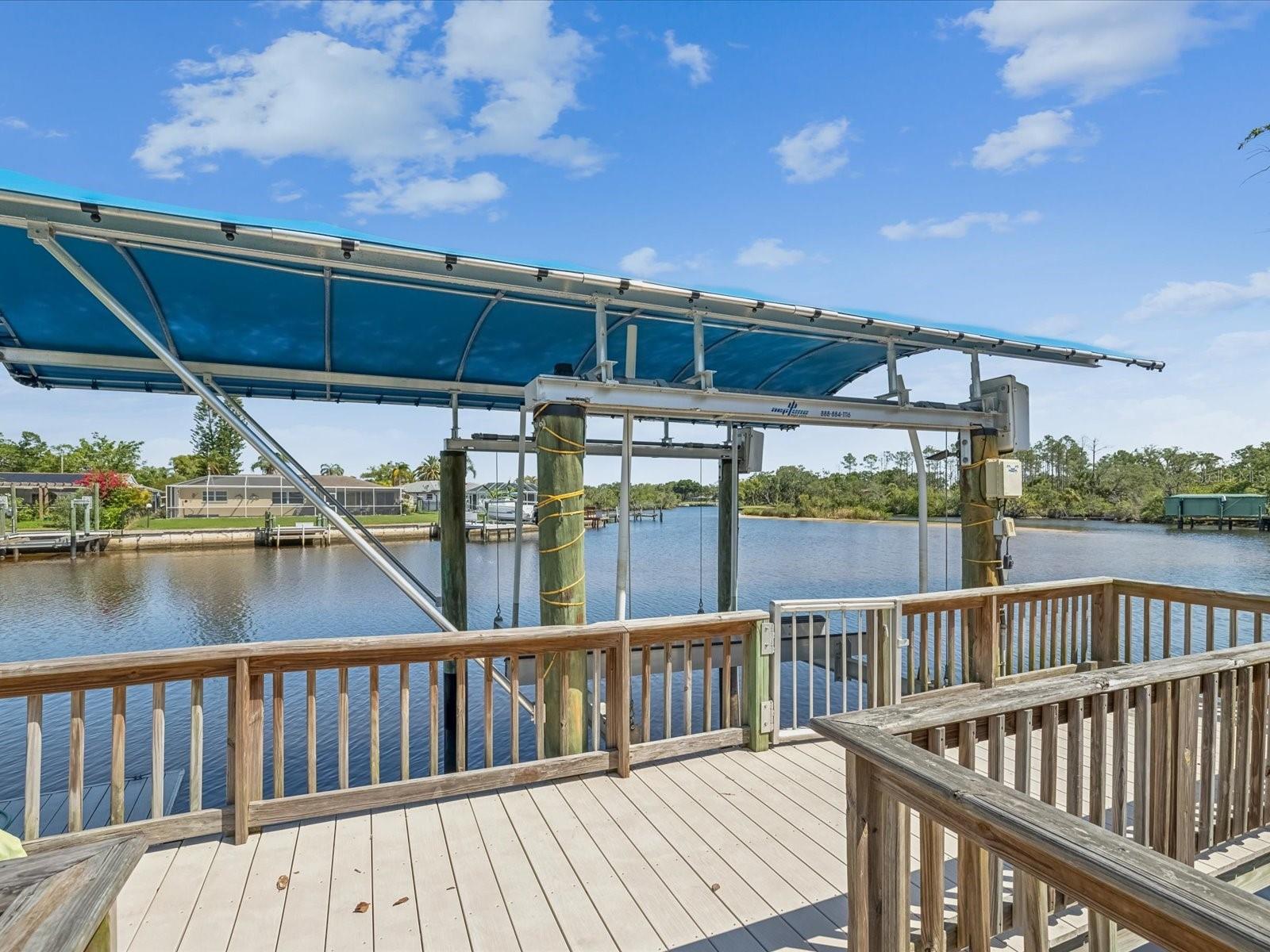 Listing photo id 59 for 5903 Cachette De Riviera Court