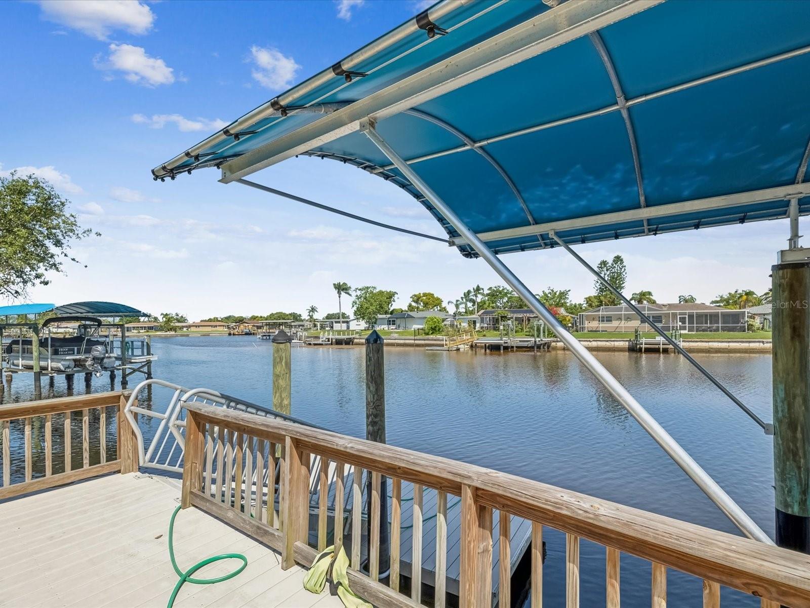 Listing photo id 61 for 5903 Cachette De Riviera Court