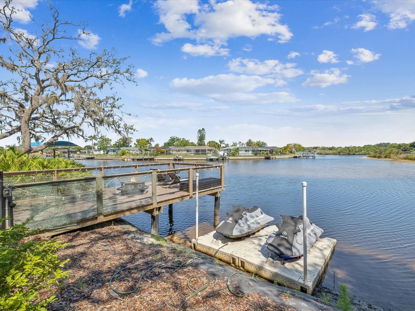 Listing photo id 66 for 5903 Cachette De Riviera Court