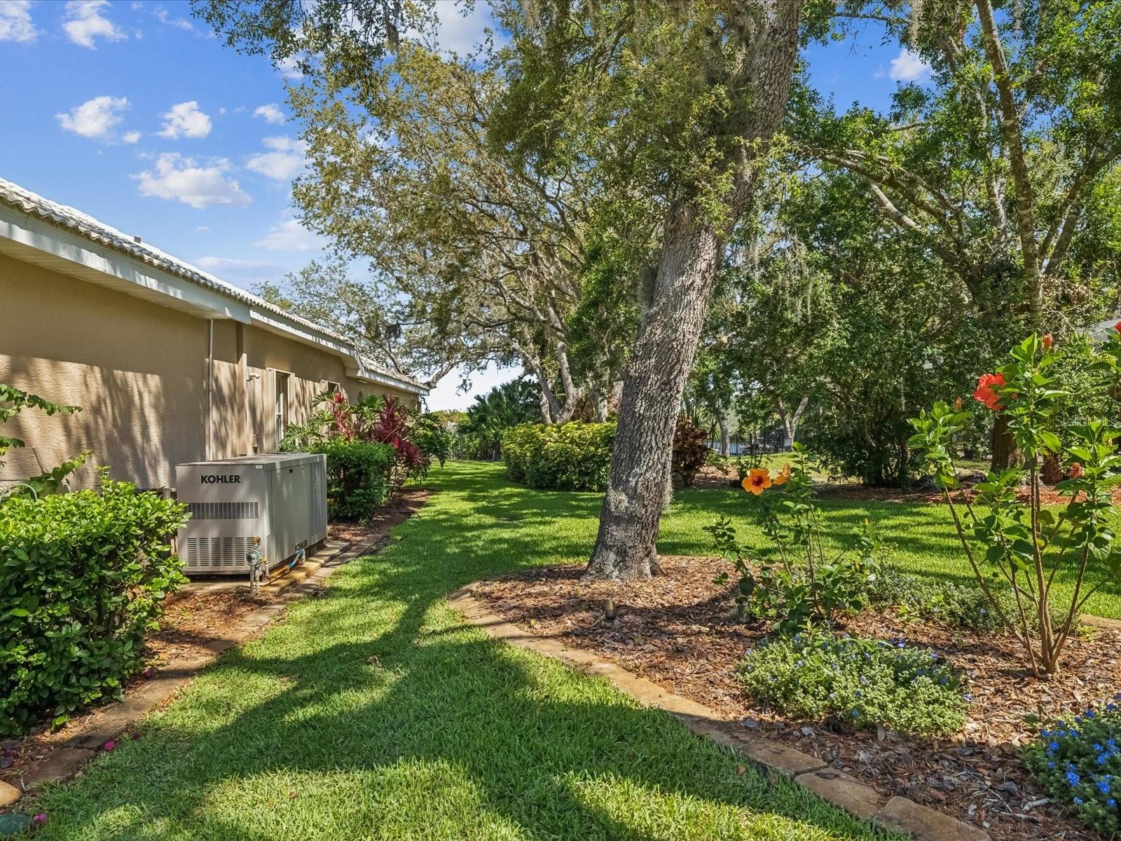 Listing photo id 68 for 5903 Cachette De Riviera Court