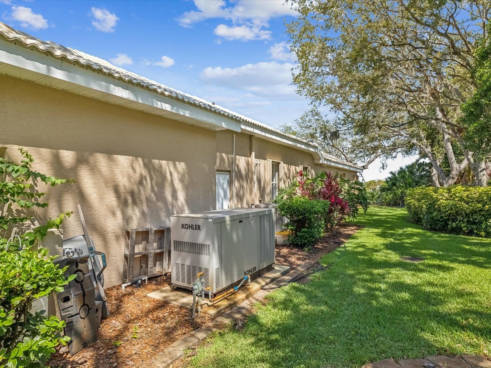 Listing photo id 69 for 5903 Cachette De Riviera Court