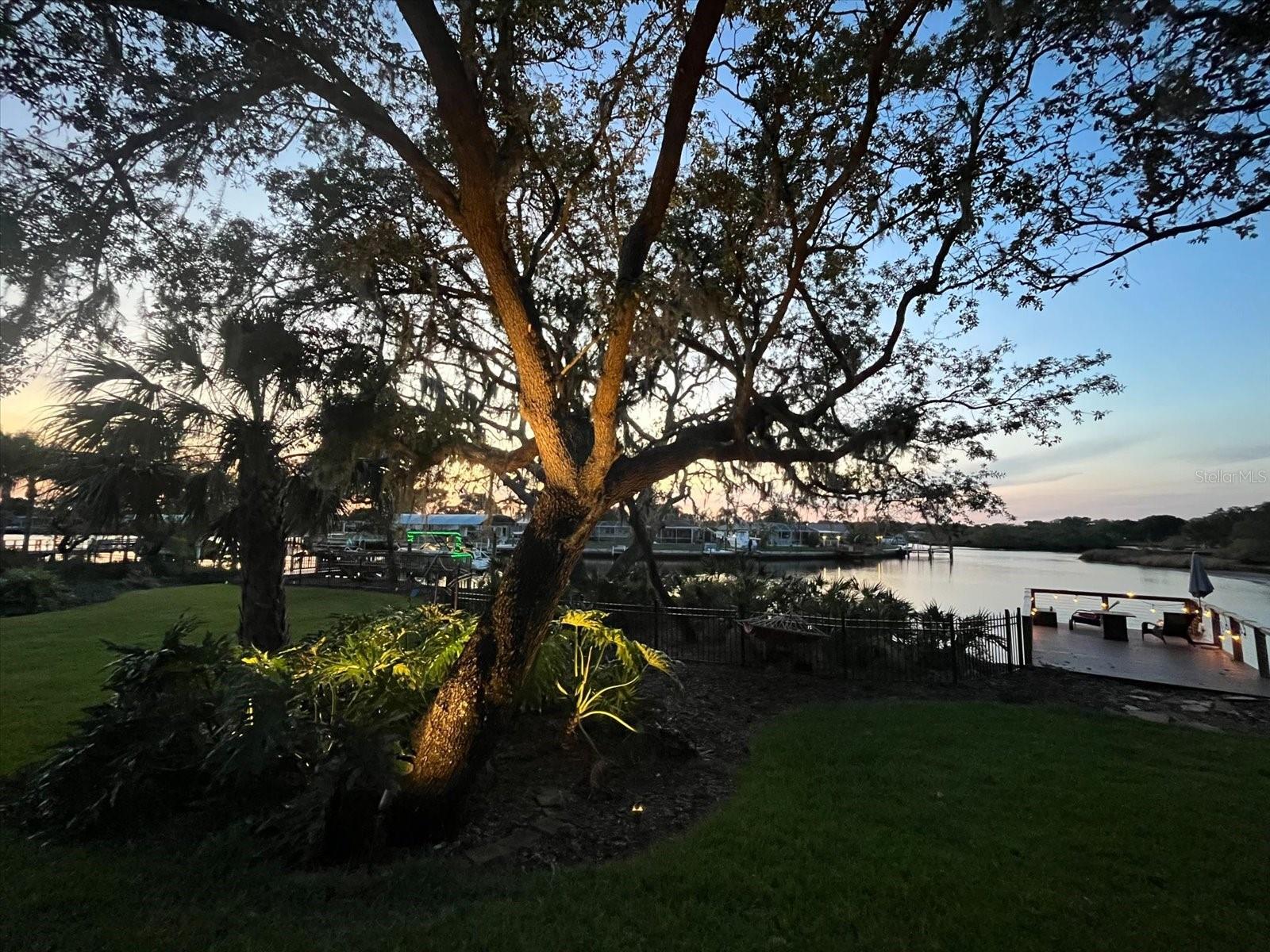Listing photo id 89 for 5903 Cachette De Riviera Court