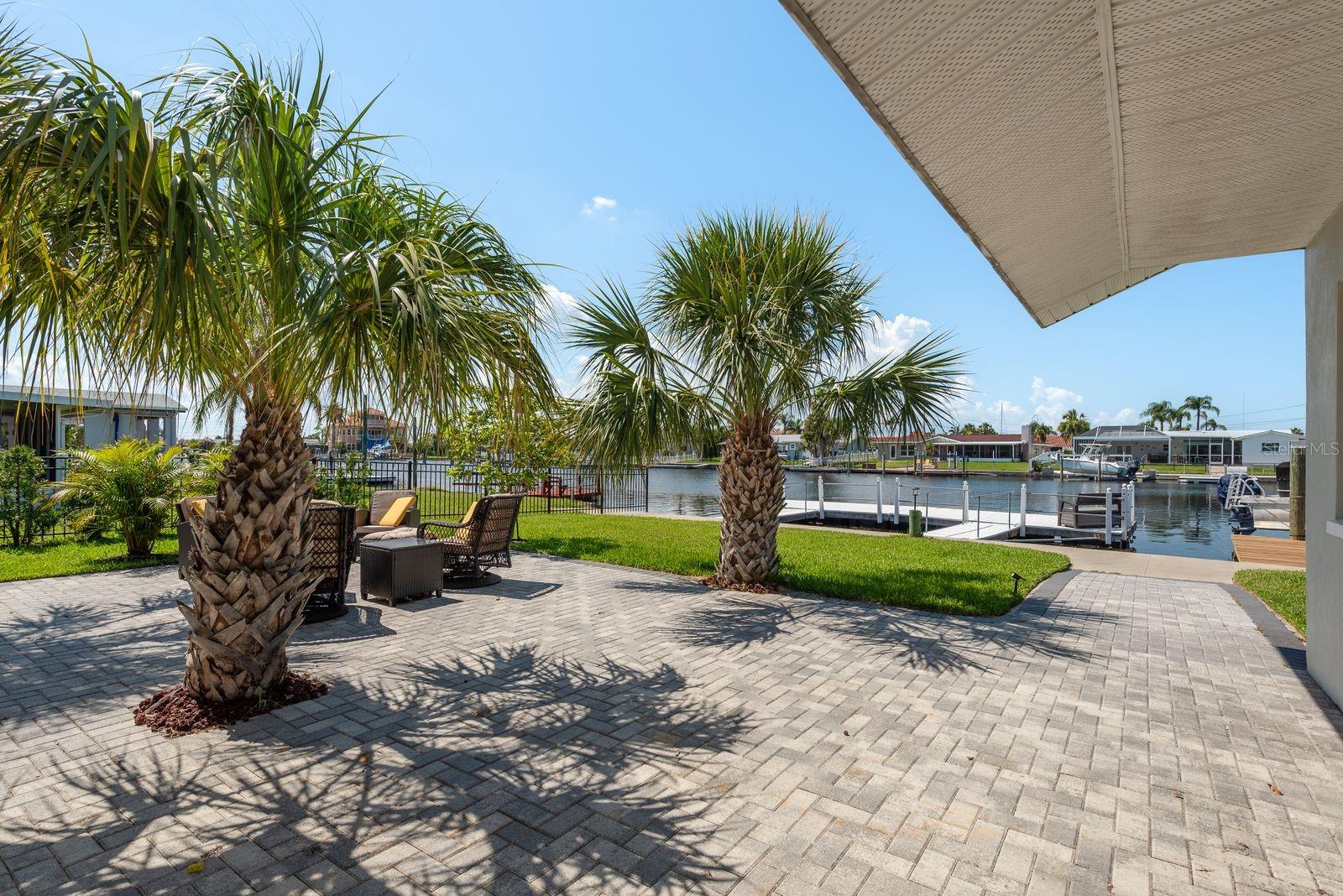 Listing photo id 29 for 3626 Corsair Court