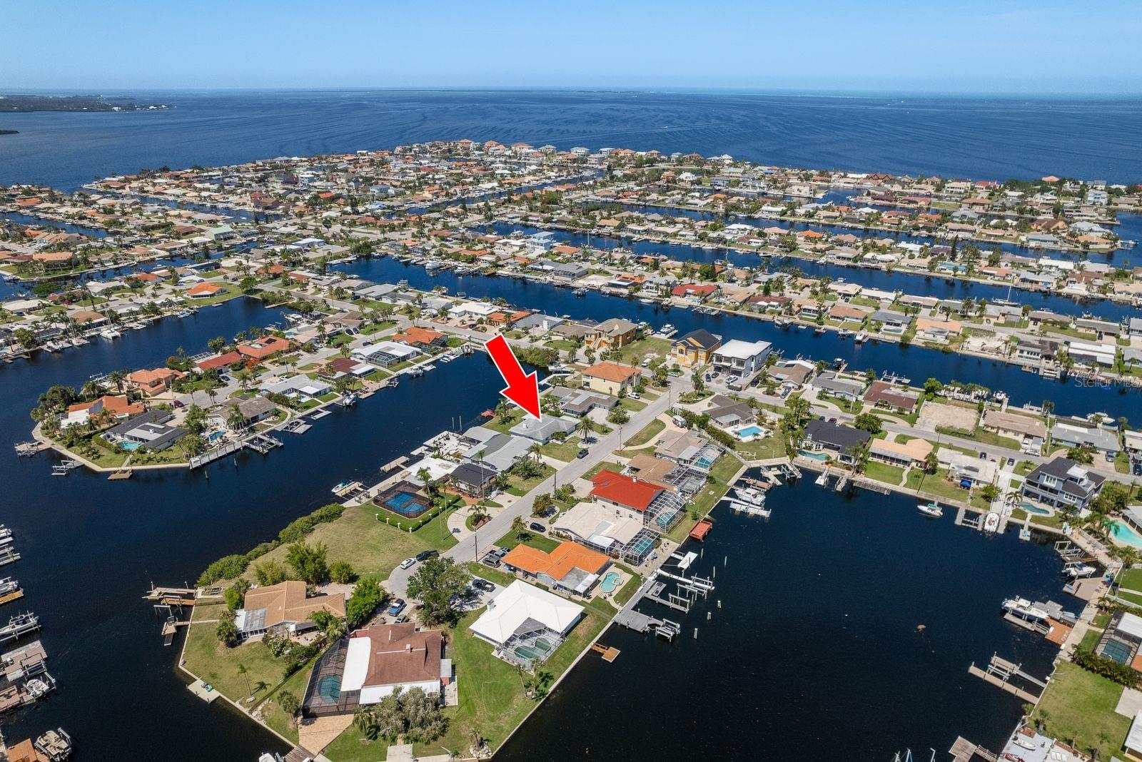 Listing photo id 45 for 3626 Corsair Court