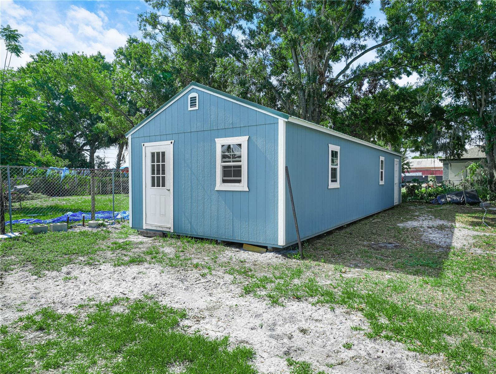 Image 3 of 23 For 2120 Dille Street