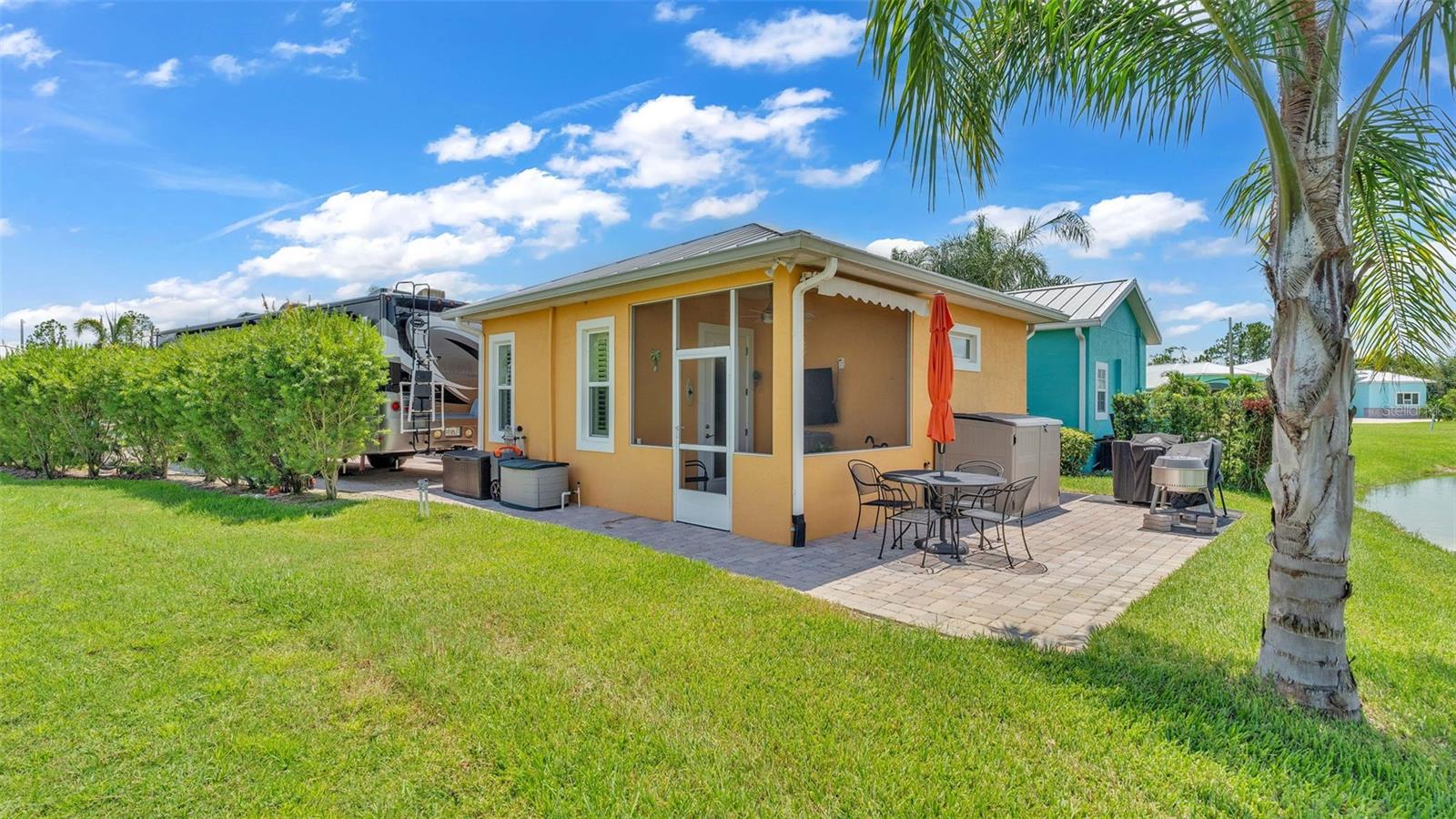 Image 16 of 40 For 3261 Fish Hawk Drive