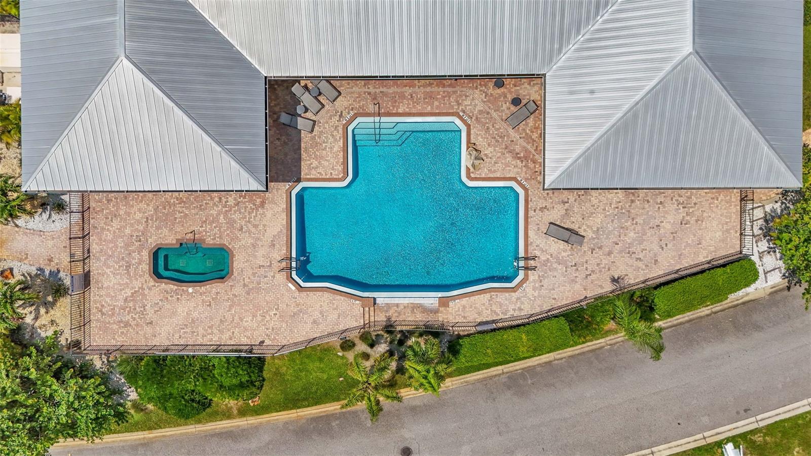 Image 9 of 40 For 3261 Fish Hawk Drive