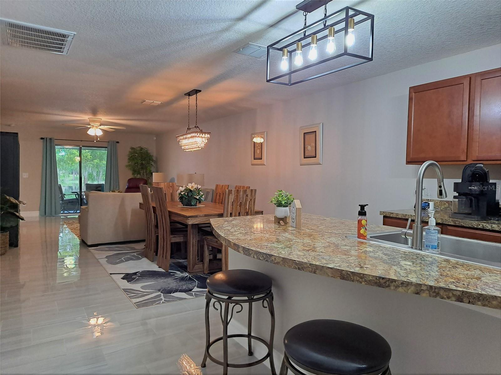 Image 3 of 19 For 5513 Maggiore Boulevard