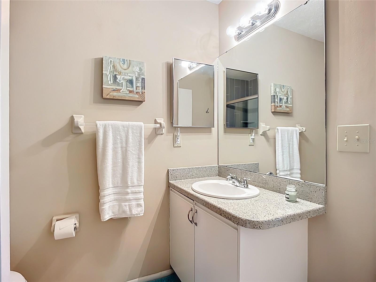 Image 21 of 44 For 6012 28th Street W