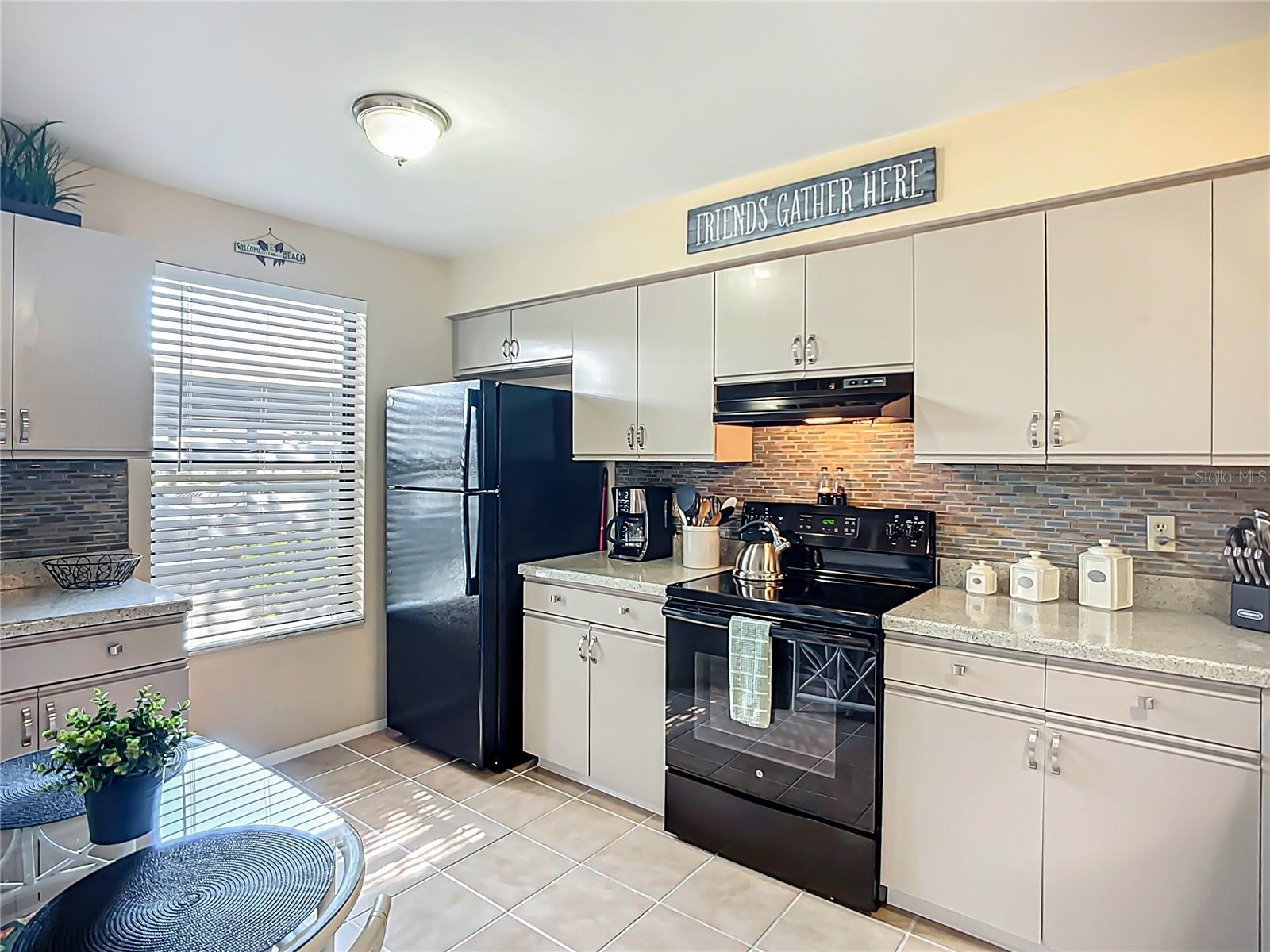 Image 5 of 44 For 6012 28th Street W