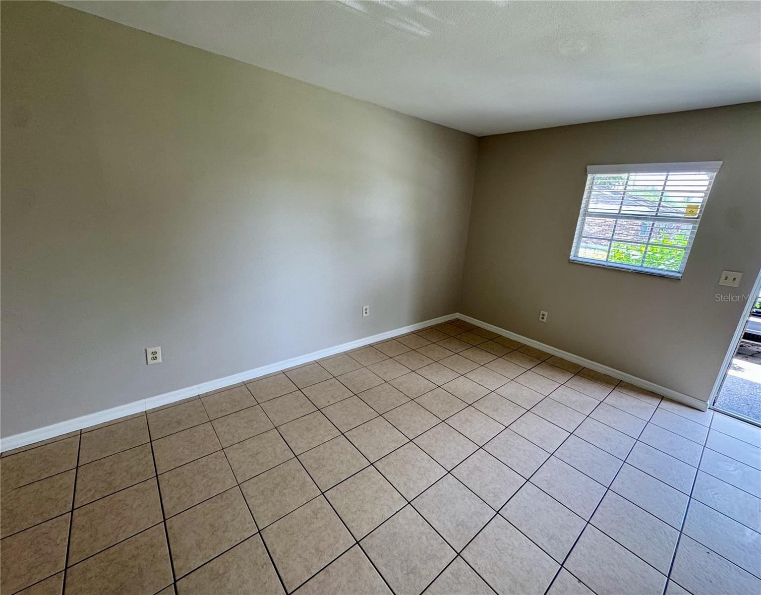 Image 3 of 14 For 1628 Fern Road