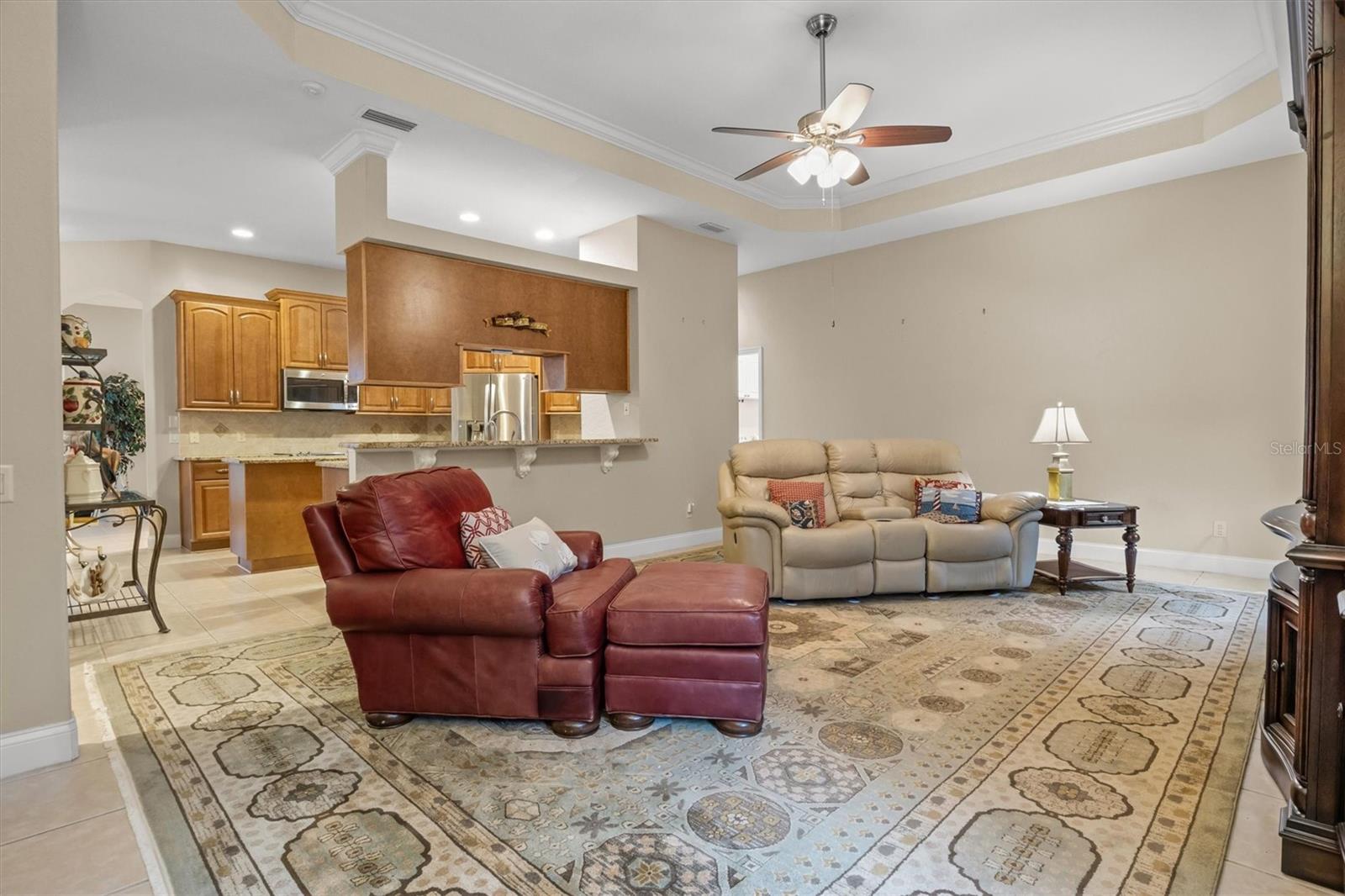 Listing photo id 13 for 2593 Colonel Ford Drive