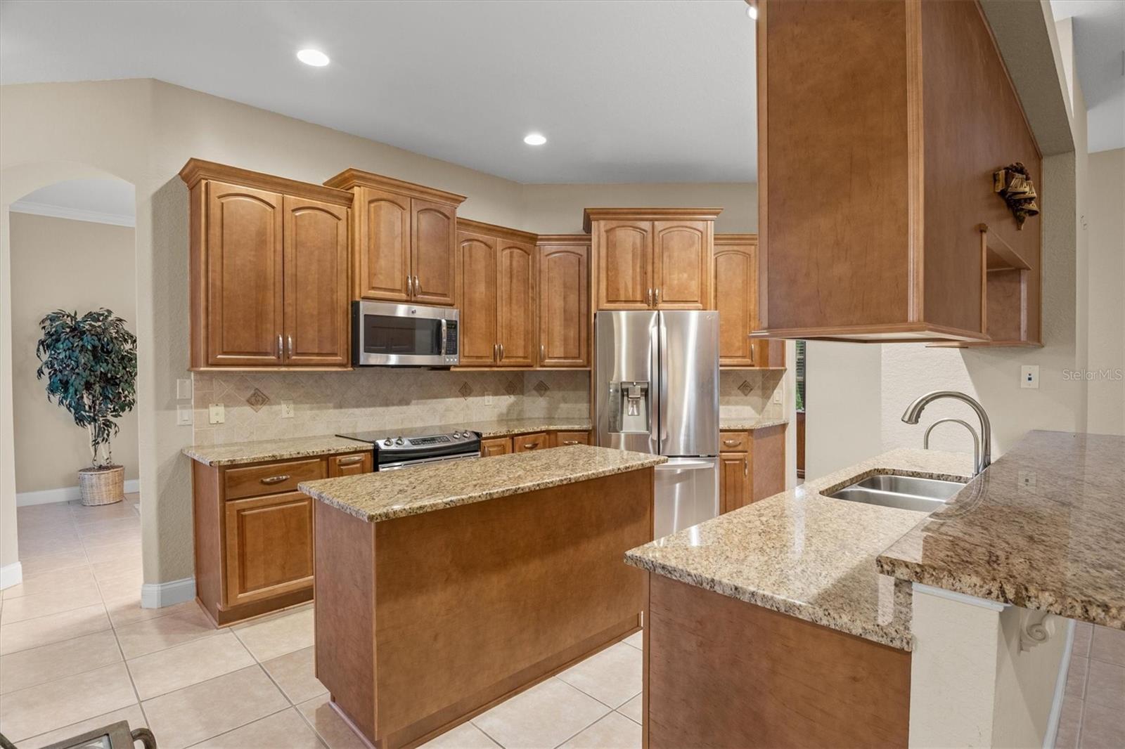 Listing photo id 16 for 2593 Colonel Ford Drive