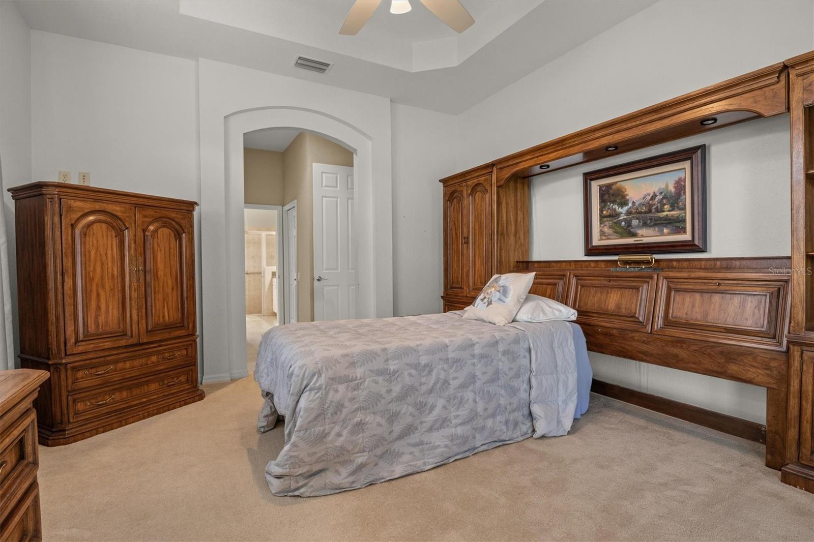 Listing photo id 22 for 2593 Colonel Ford Drive