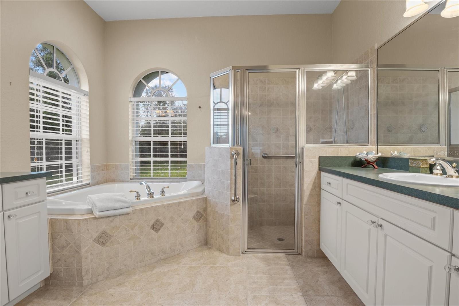 Listing photo id 23 for 2593 Colonel Ford Drive