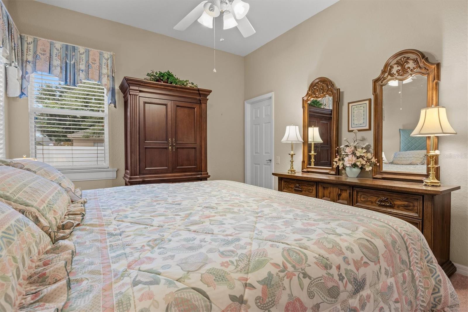 Listing photo id 28 for 2593 Colonel Ford Drive