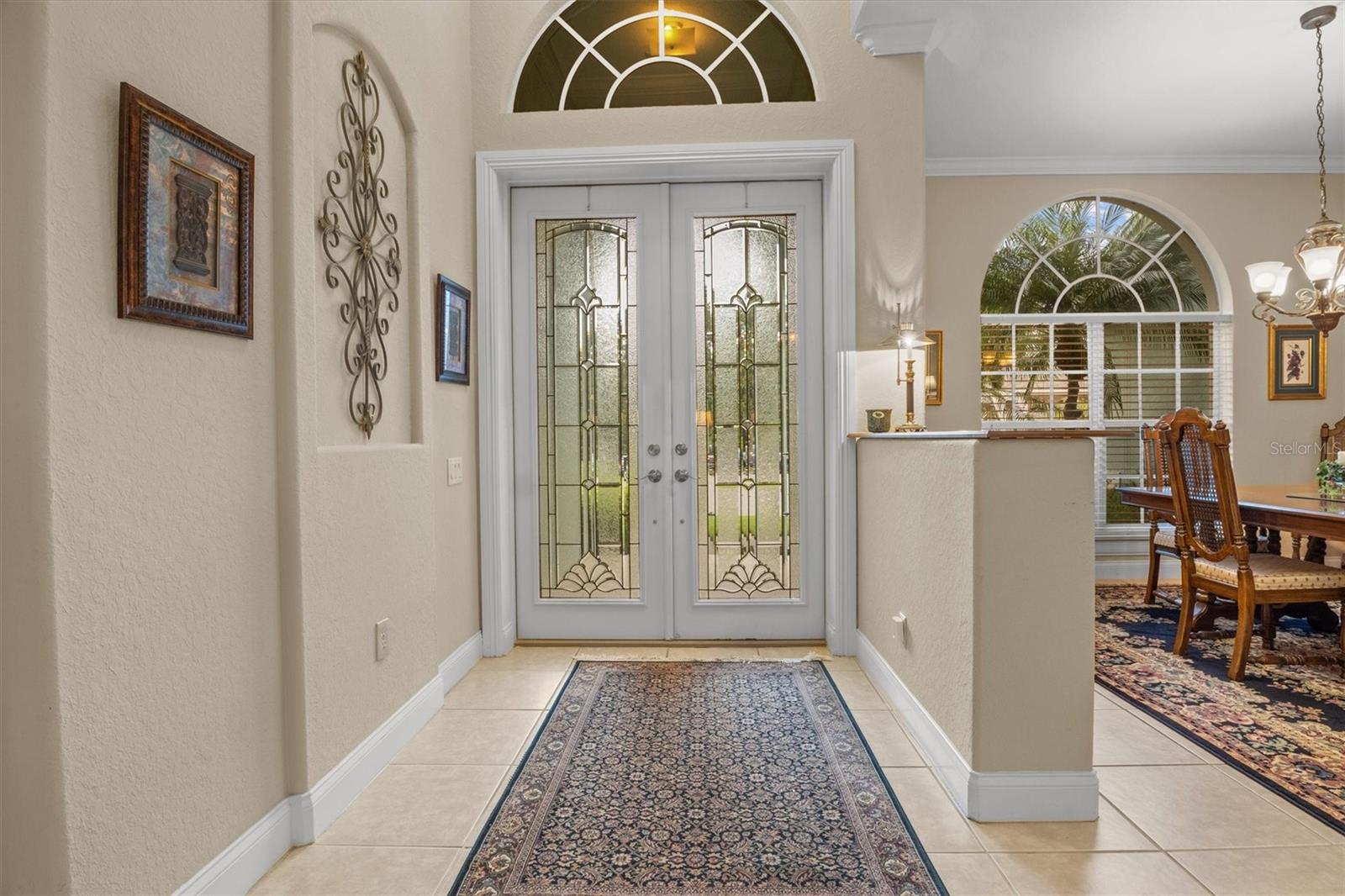 Listing photo id 3 for 2593 Colonel Ford Drive