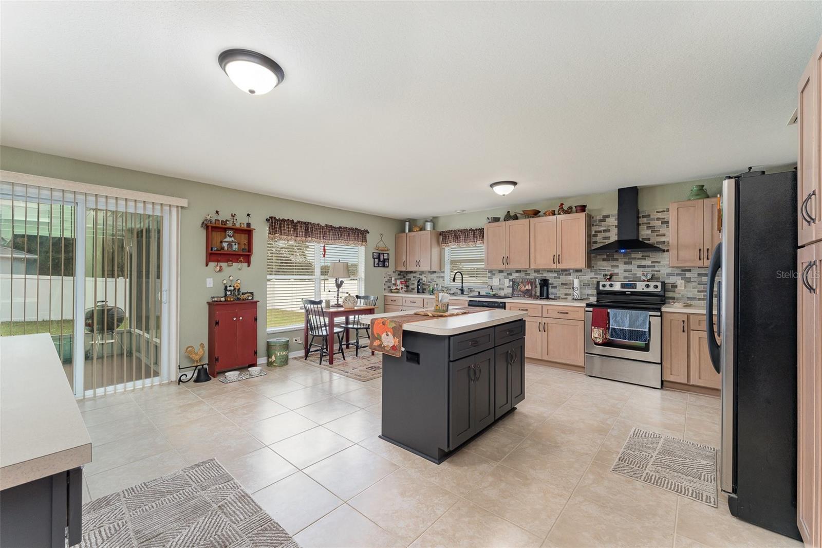 Image 8 of 31 For 6789 Ashbury Drive