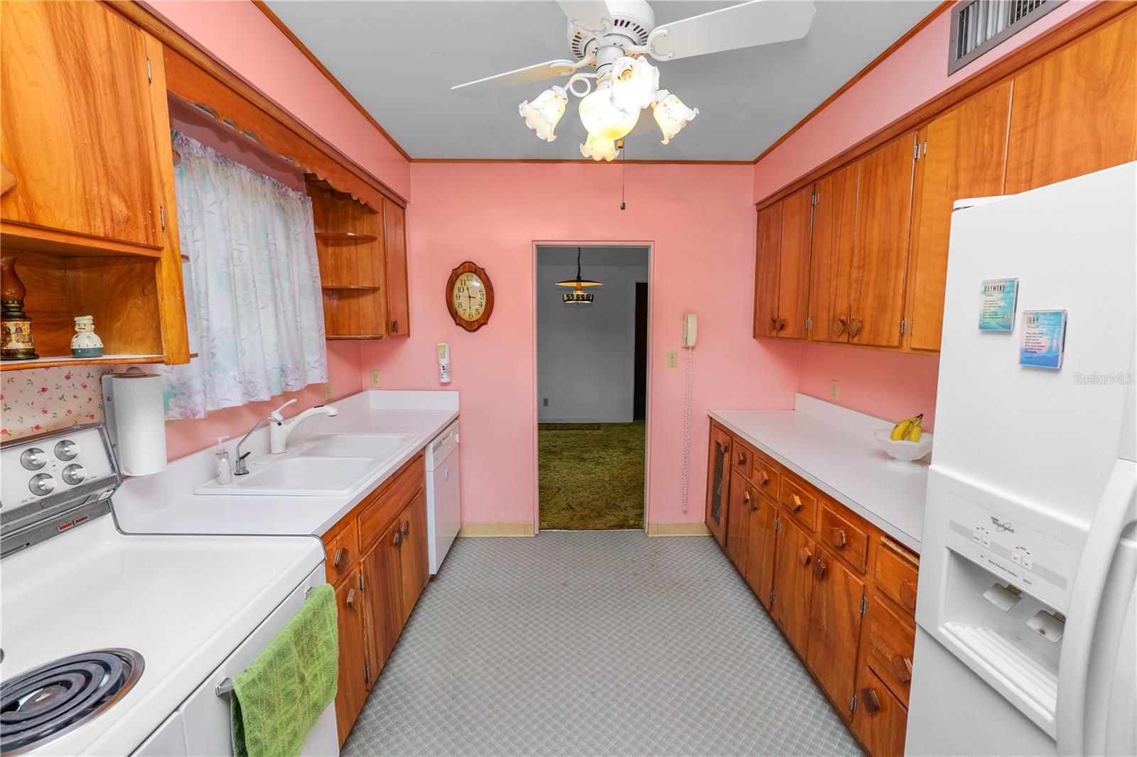 Image 13 of 38 For 111 Orange Street