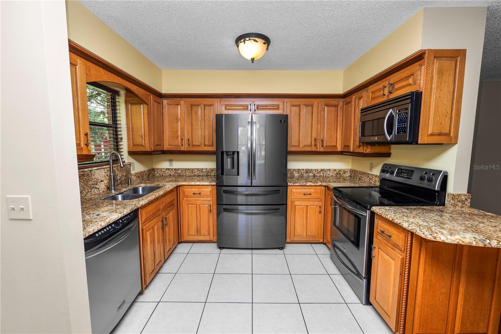 Image 10 of 54 For 5120 Lunn Road