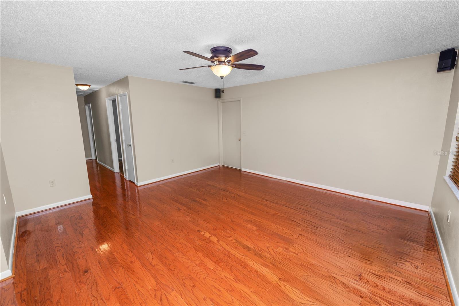 Image 6 of 54 For 5120 Lunn Road