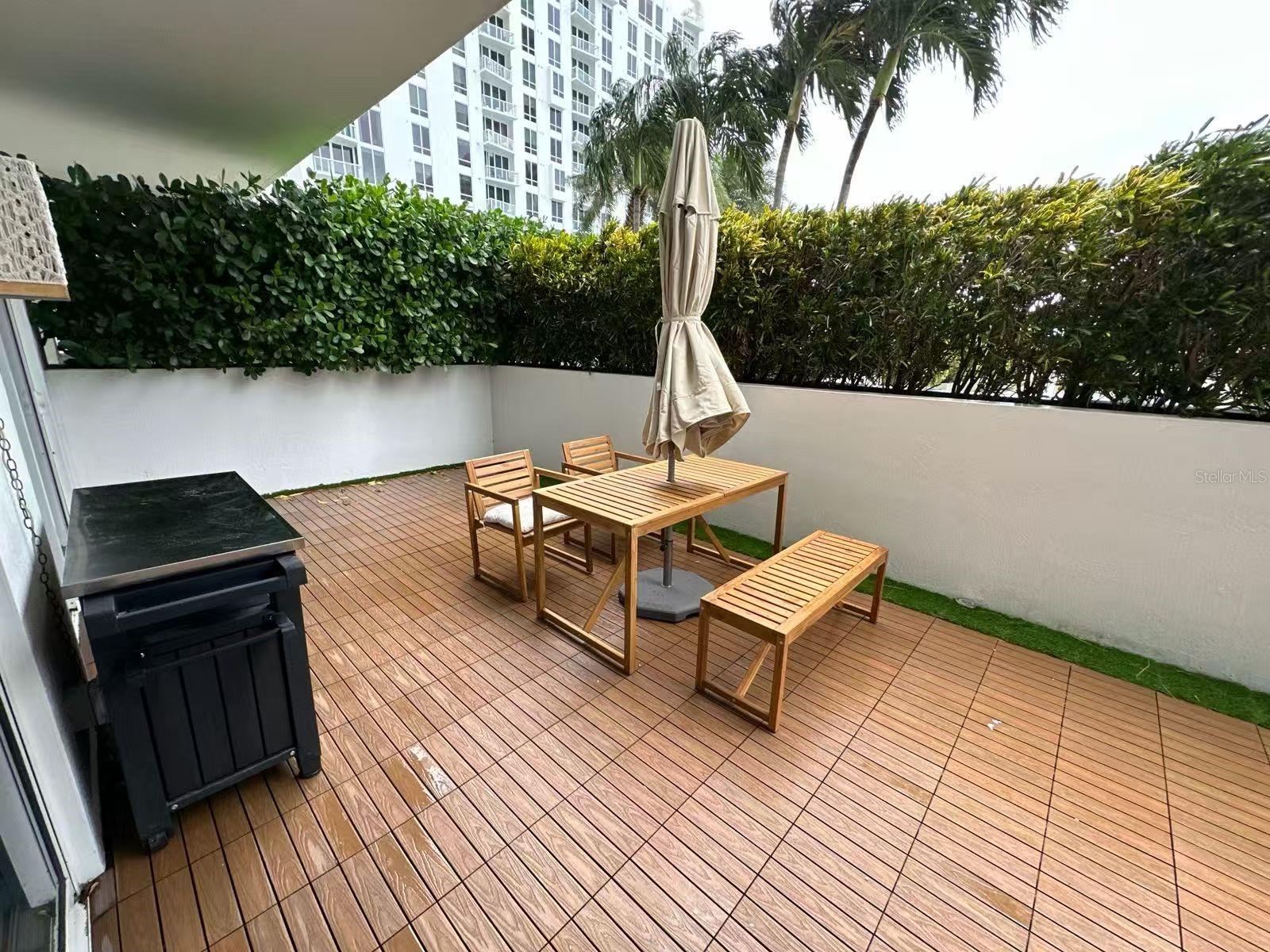 Image 7 of 11 For 600 27th Street 604