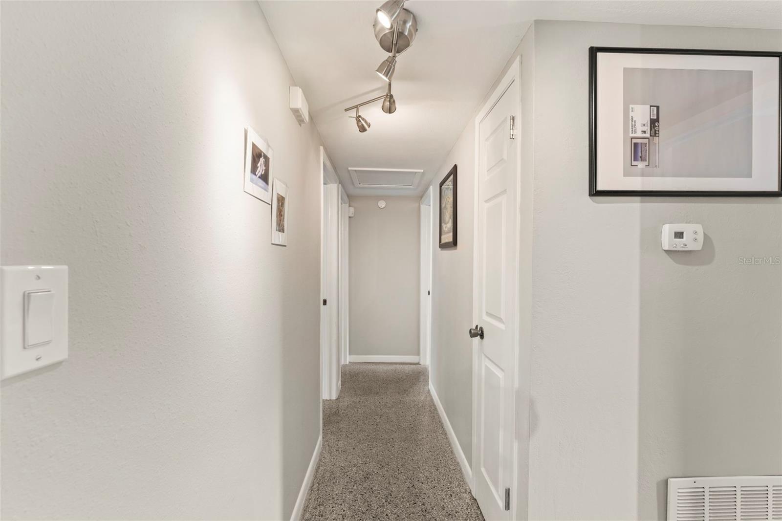 Image 11 of 29 For 1018 Briarwood Avenue
