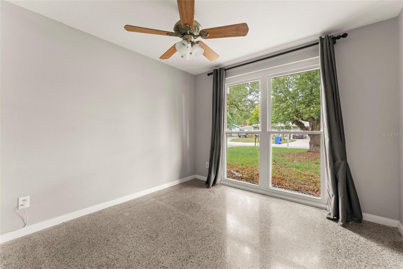Image 22 of 29 For 1018 Briarwood Avenue