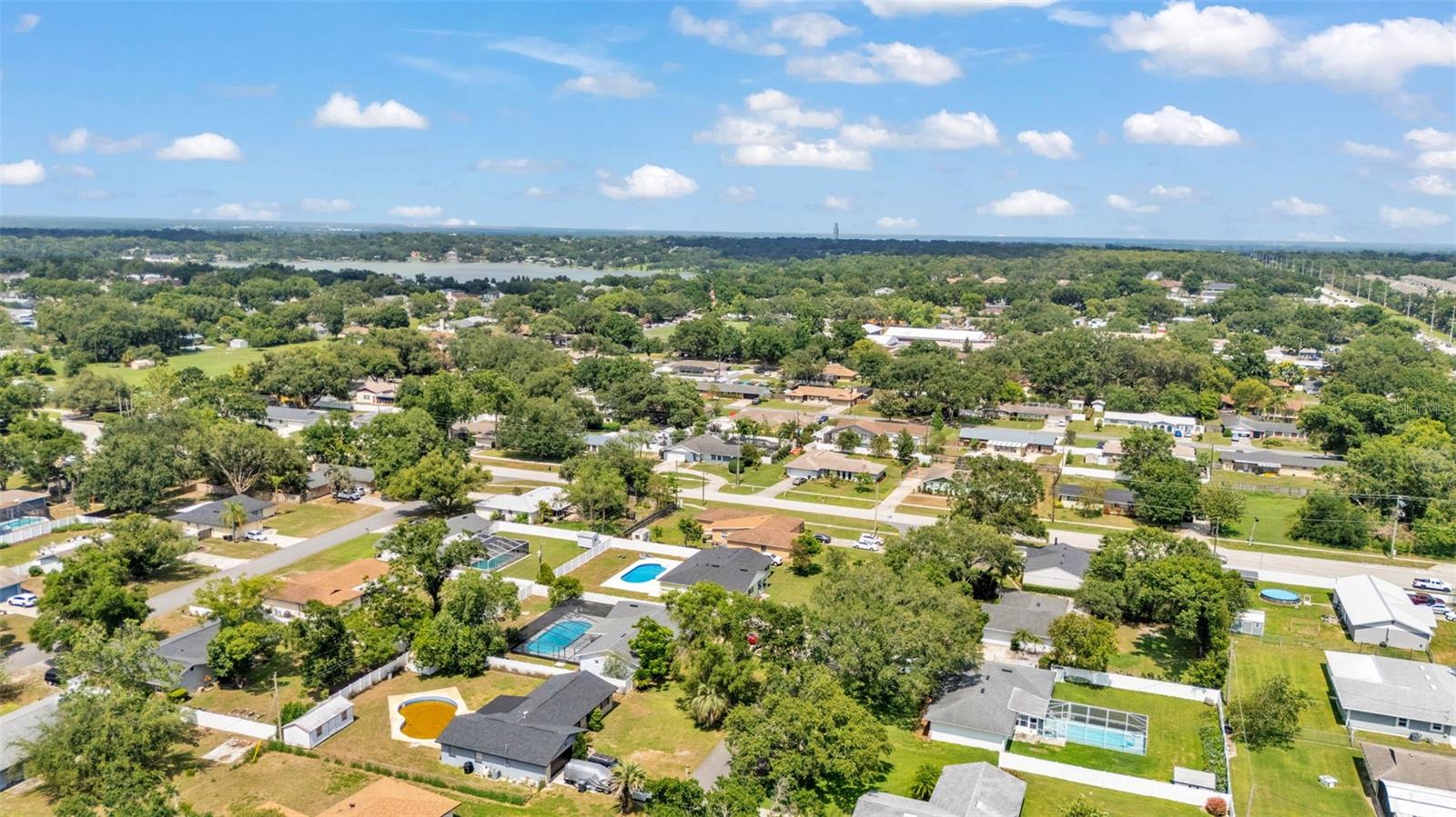 Image 44 of 44 For 934 Point View Lane