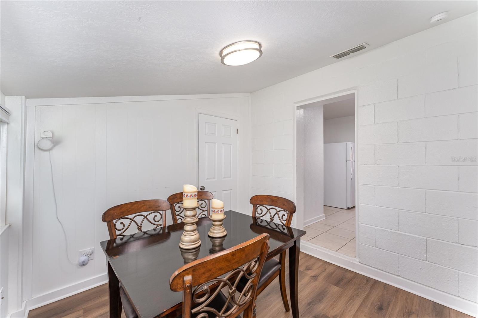 Image 12 of 53 For 1125 Josephine Street