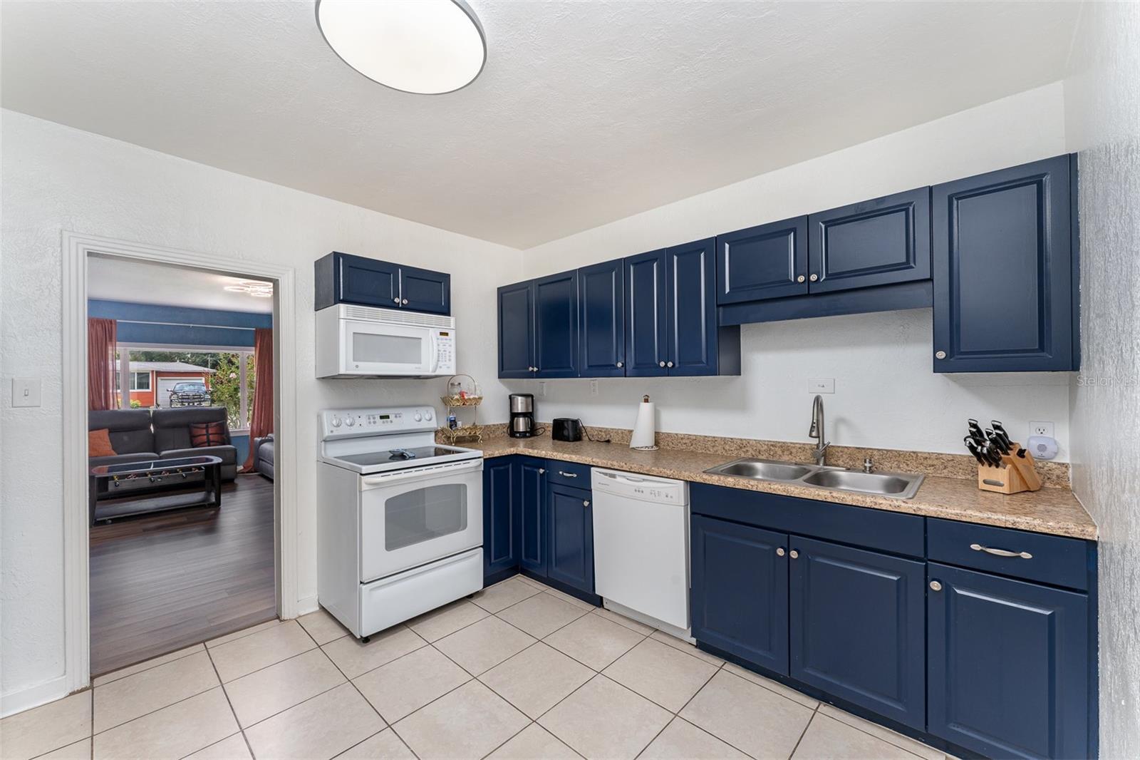 Image 13 of 53 For 1125 Josephine Street