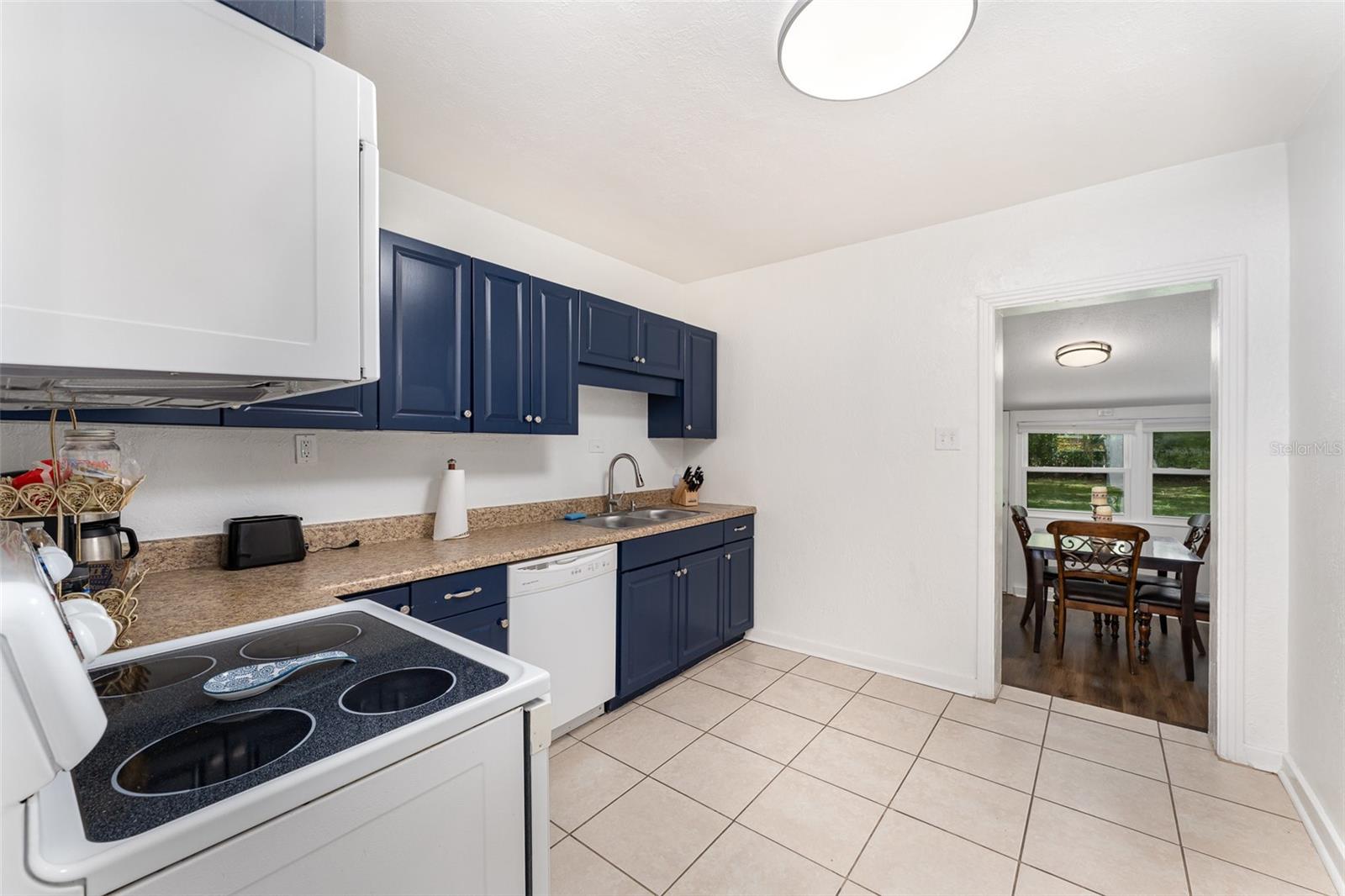 Image 14 of 53 For 1125 Josephine Street