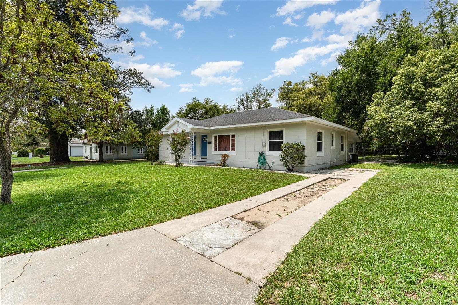 Image 3 of 53 For 1125 Josephine Street