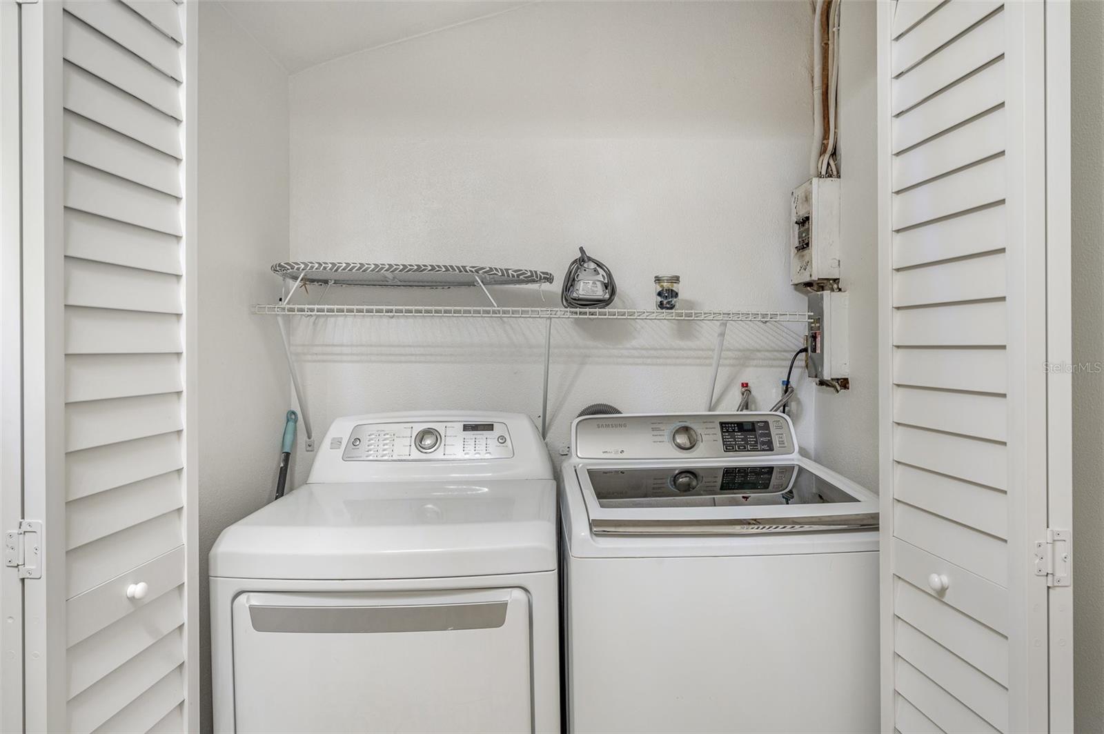 Image 42 of 53 For 1125 Josephine Street
