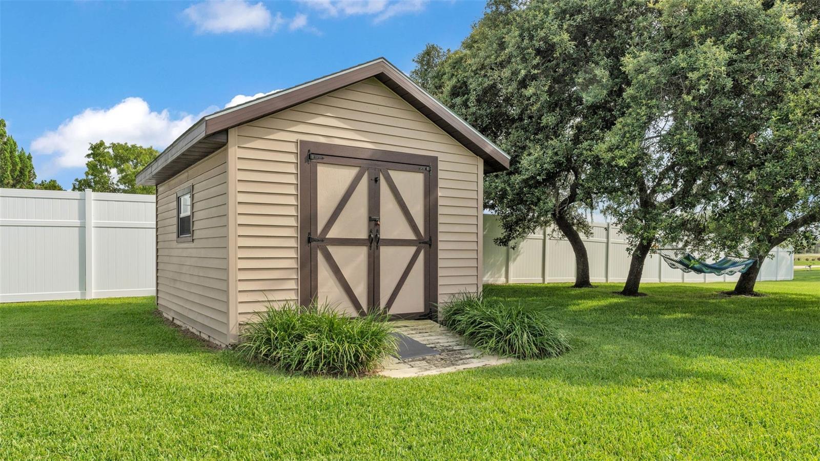 Image 45 of 54 For 118 Caloosa Drive