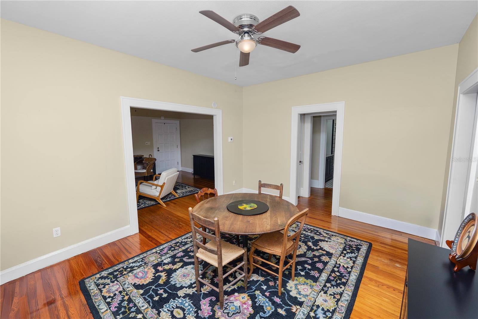 Image 13 of 42 For 817 College Avenue