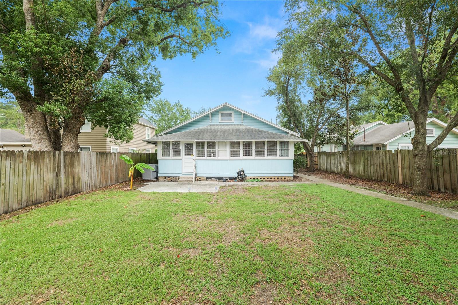 Image 31 of 42 For 817 College Avenue