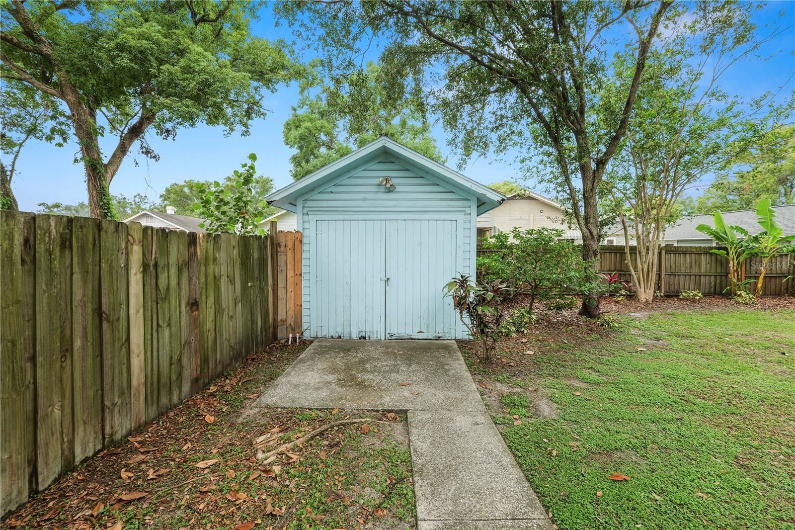 Image 34 of 42 For 817 College Avenue