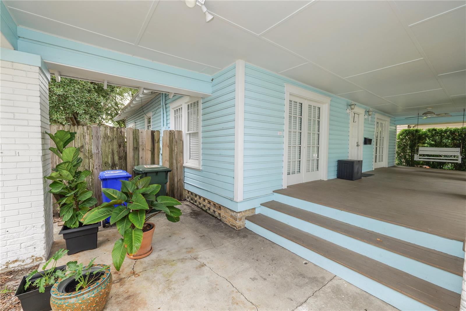 Image 41 of 42 For 817 College Avenue