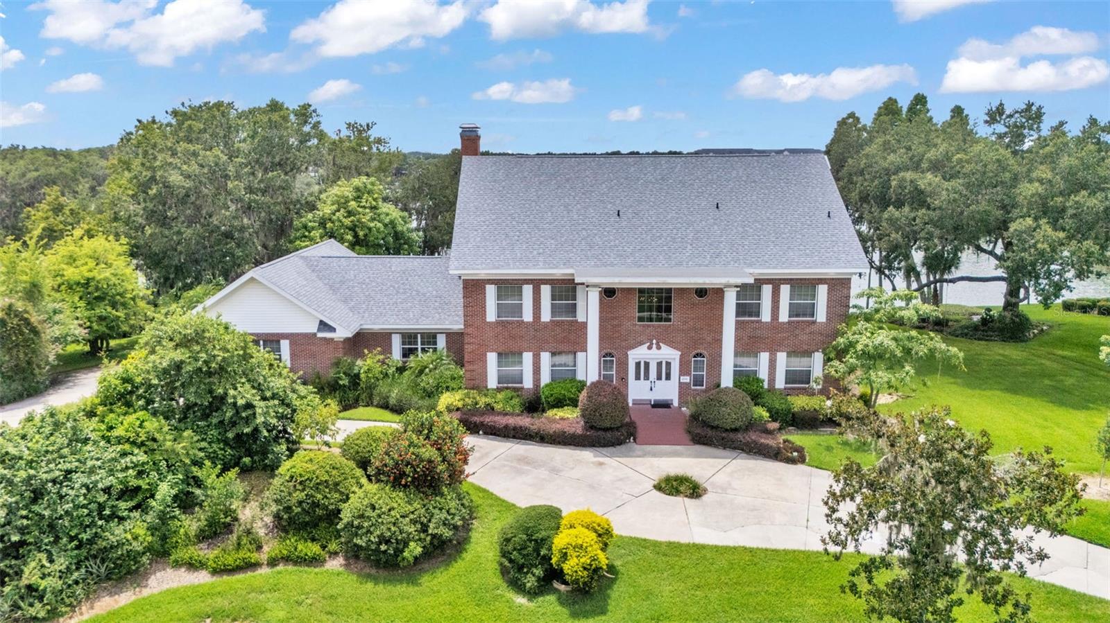 Image 3 of 90 For 6948 Hayter Drive
