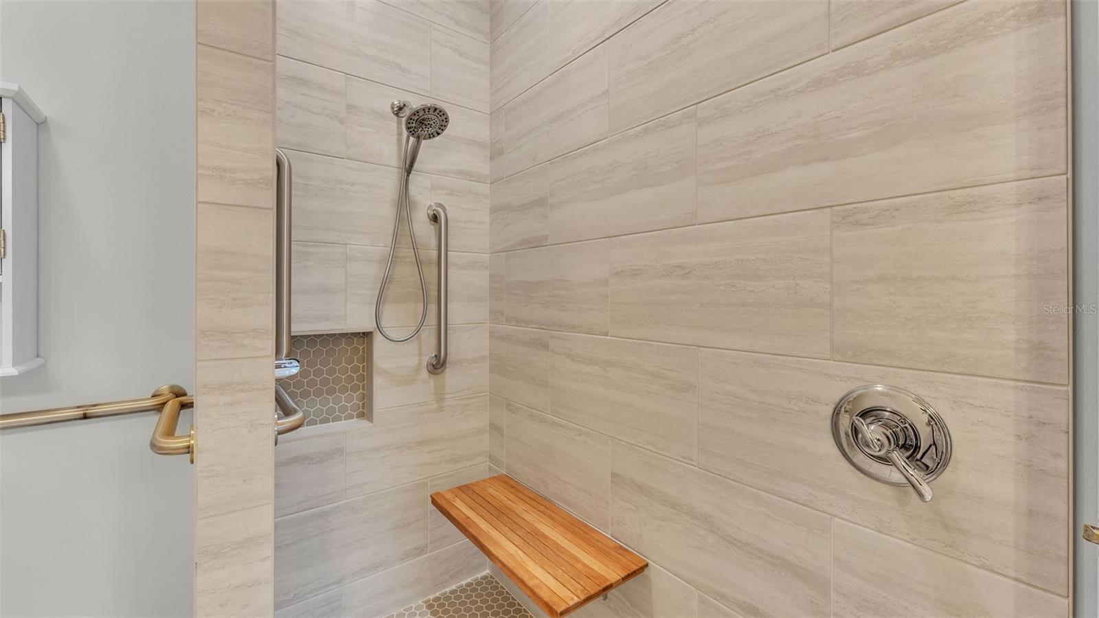 Image 30 of 90 For 6948 Hayter Drive