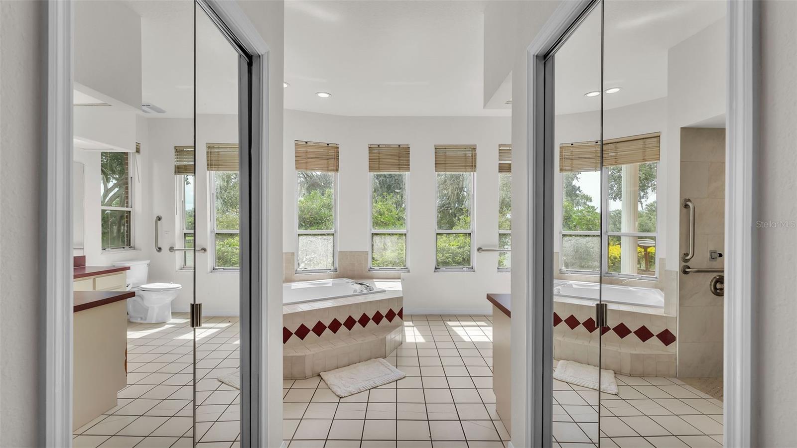 Image 41 of 90 For 6948 Hayter Drive