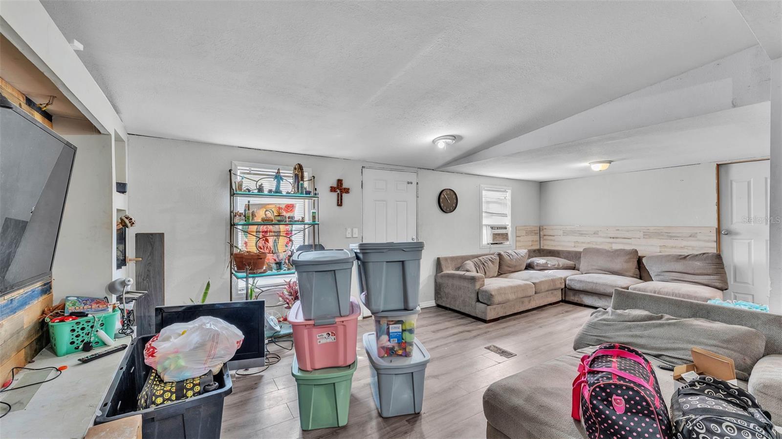 Image 6 of 26 For 10512 Smokie Creek Lane