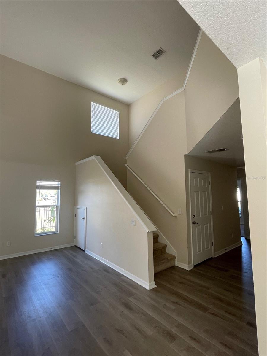 Image 9 of 18 For 263 Granada Boulevard